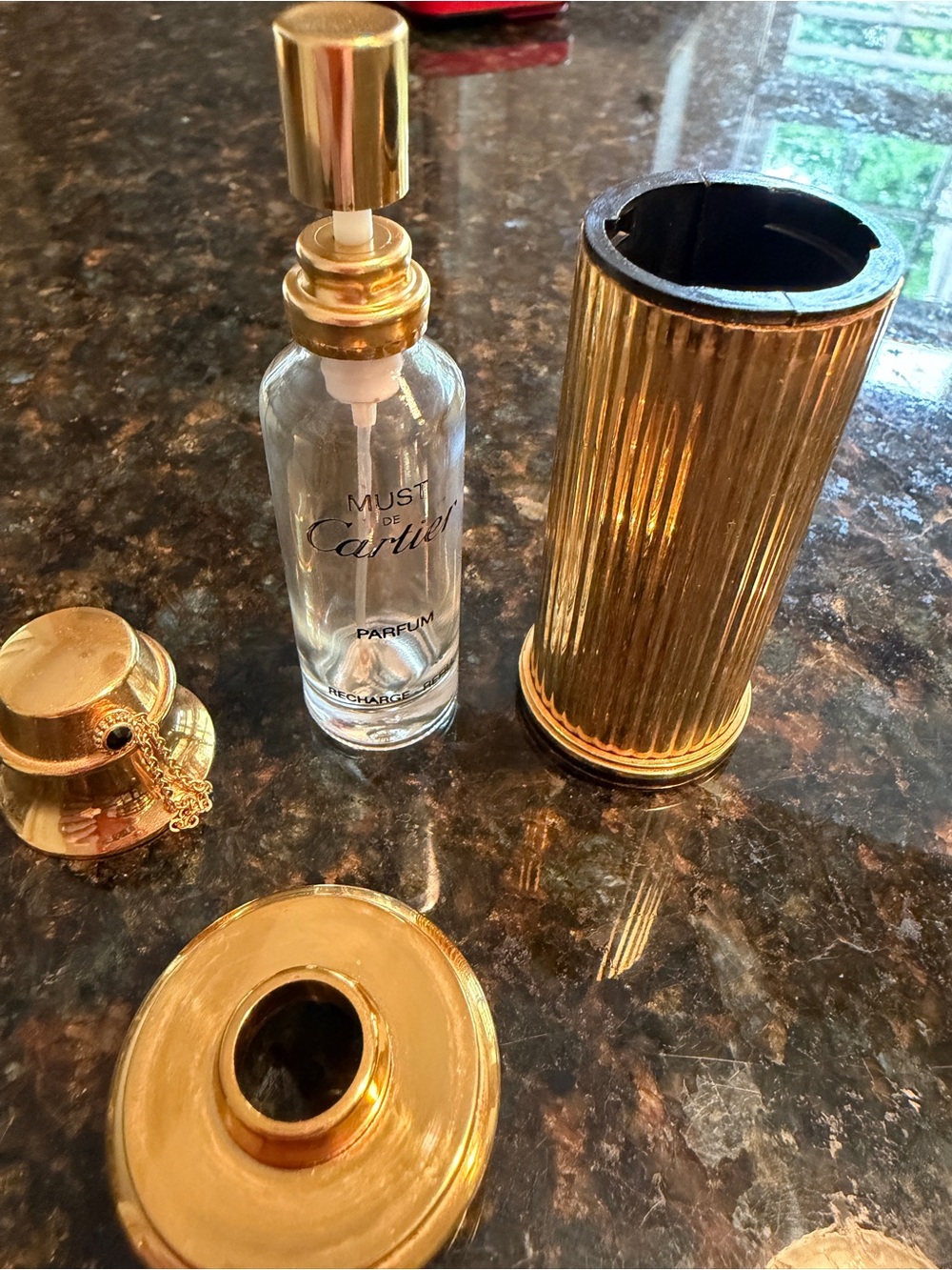 Vintage Cartier gold travel perfume canister with embossed logo - Picture 4 of 4